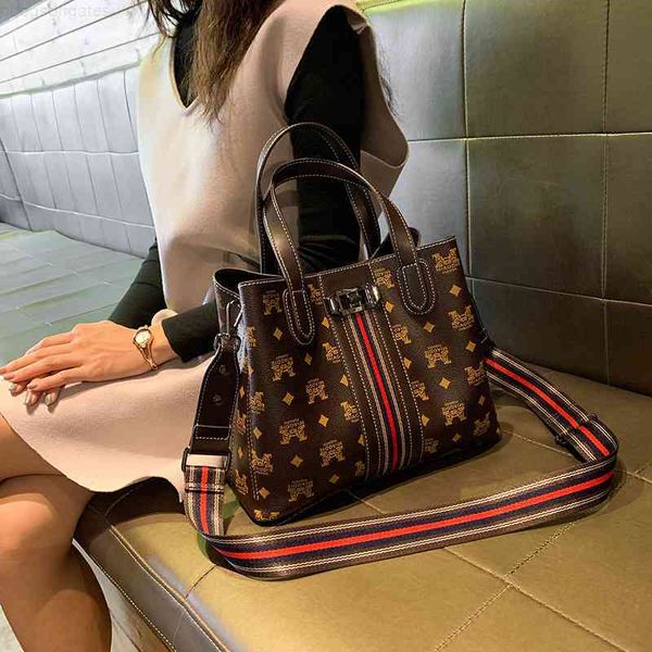 

women luxurys designers bags 2021 tb organ chain strip small square litc crossbody bag totes designer handbag purse wallet handbags tote 5bf