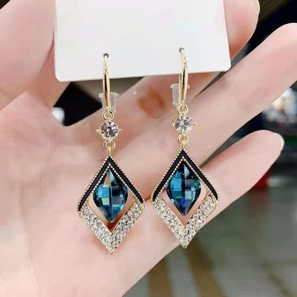 

korean fashion geometry advanced sense crystal glass earrings for women 2021, Black