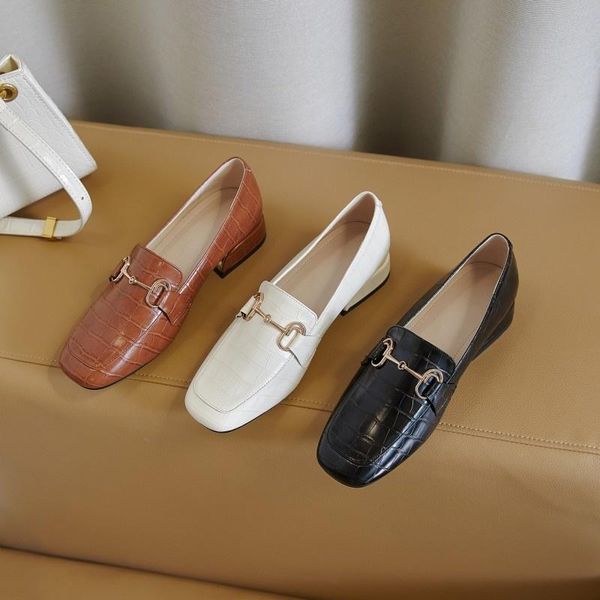 

dress shoes small british leather women's thick heels 2021 spring and autumn square head low heel are versatile, one foot, Black