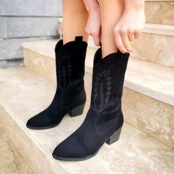 

boots lary suede embroidery detailed zipperless black
