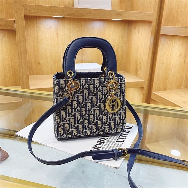 

designer sale this year's popular small 2022 new fashion high sense ins versatile one shoulder messenger bag women's bag wholesale