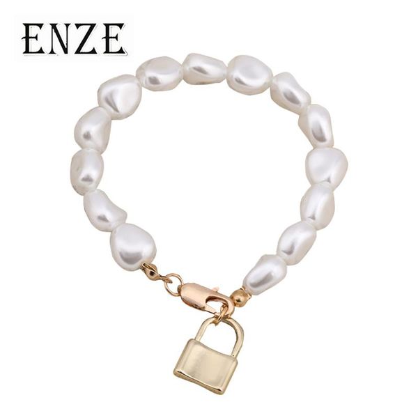 

zinc alloy combination europe and america white imitation pearl bracelet women fashion 2021 trend party accessories link, chain, Black