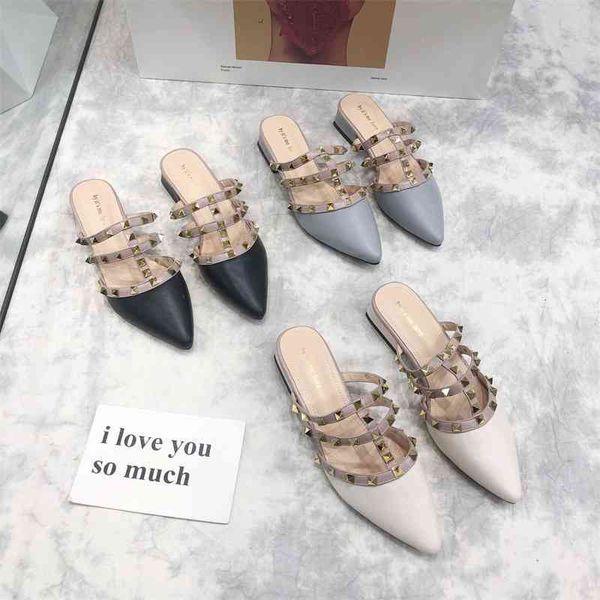 

2021 summer new sharp rivet sandals women wear thick heel lazy shoes willow nail baotou half slippers, Black