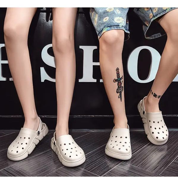 

couple eva sandals summer comfortable hole shoes 35-45, Black