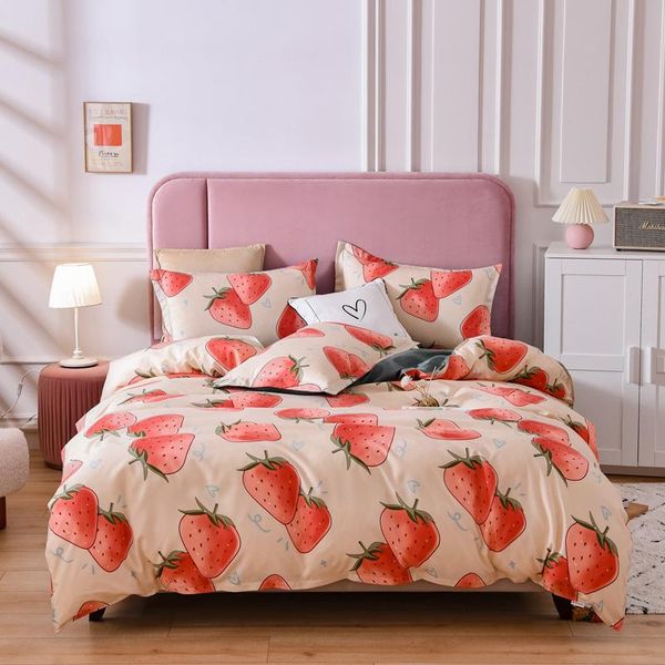 

bedding sets set pillowcase duvet cover single double  king 220x240 size bedclothes quilt bed sheet strawberry heart