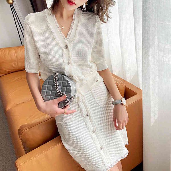 

knitted tassels cardigan skirt set women v-neck + single-breasted suits elegant fashion outfits 210525, White