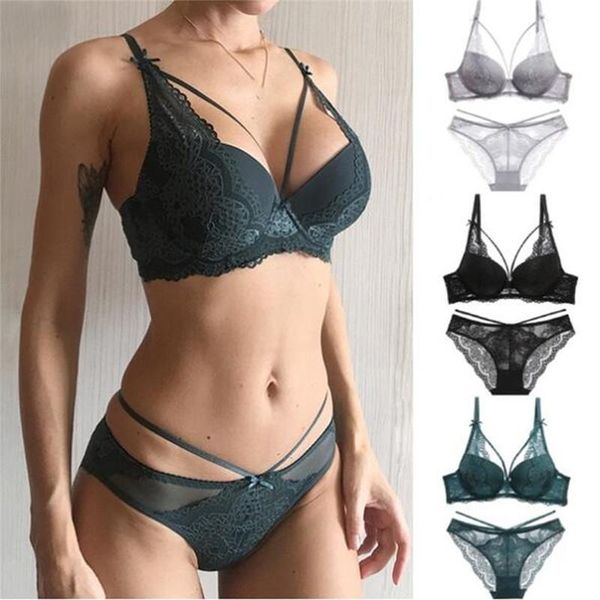 

bras sets solid color underwear set women bra push up brassiere gather panties embroidery lace lingerie, Red;black