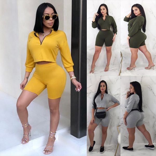 

2pcs set sports suit womenpant crop outfit workout clothes tracksuit, White