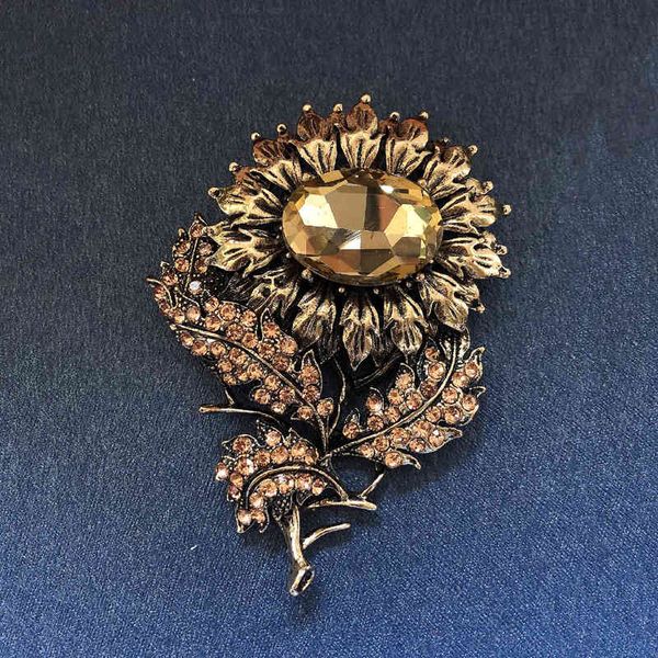 

factory wholesale wind jewelry flower brooch fashion sunflower modeling clothing diy decorative crystal brooch pin hea/rtsch/rome