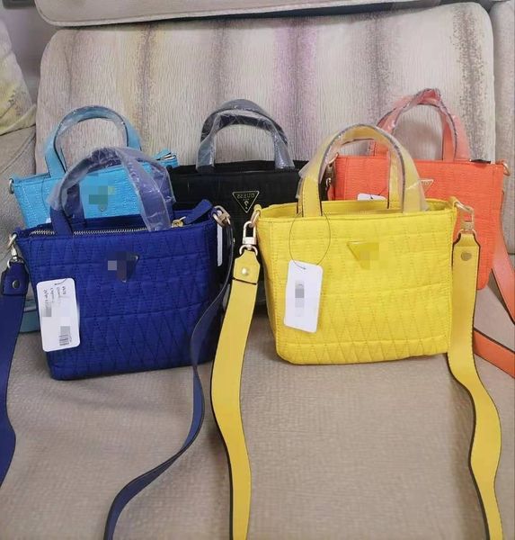 

ys798975 embroidery bucket bag