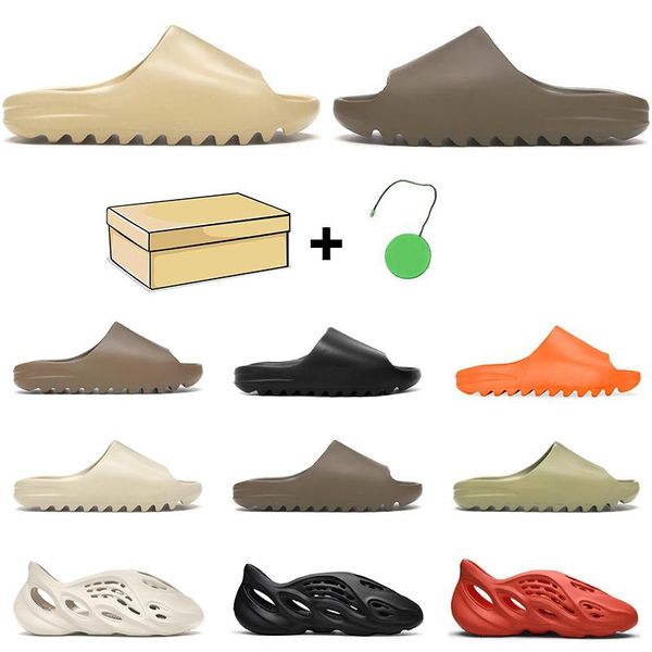 

2021 slippers kanye slide men women bone triple black soot core desert sand tan earth brown resin ararat mens outdoor sandals with box
