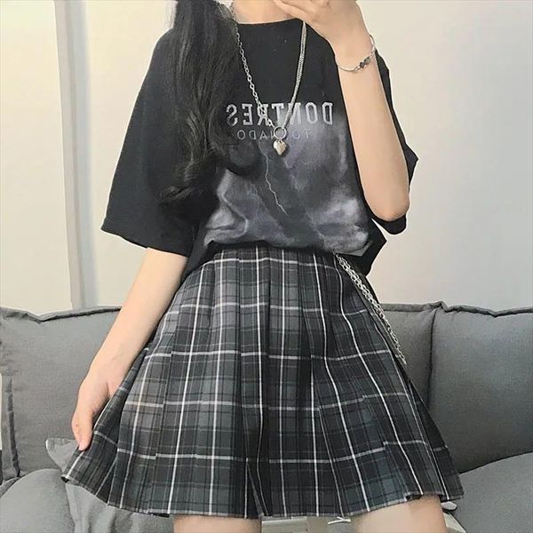 

[two piece suit] girly women skirt handsome cool style dark cloud small lightning print t shirt pleated suit single, Black