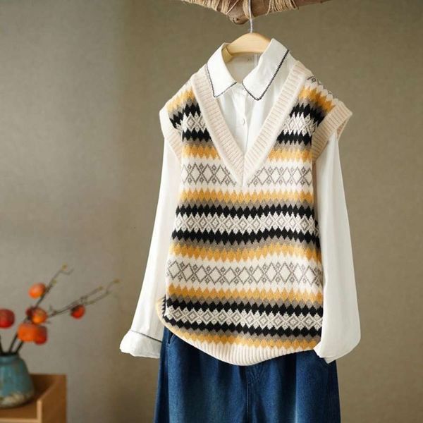 

autumn winter v-neck embroidery knitted vest women's style sweater waistcoat, White