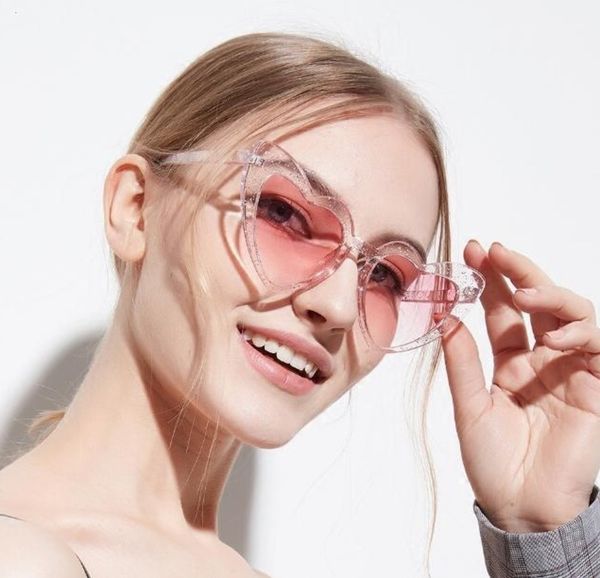 

sunglasses peach heart sunglasses in autumn and winter, White;black