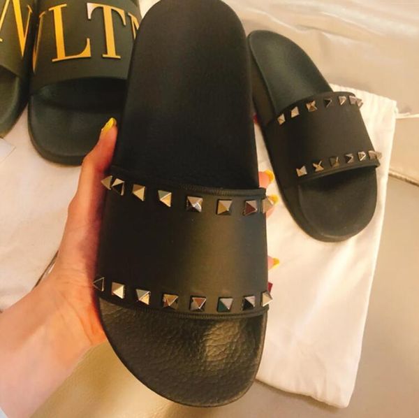 

slippers brand rivet men's summer fashion thick sole wearing personality youth trend outdoor slip-proof sandy beach couple drag, Black