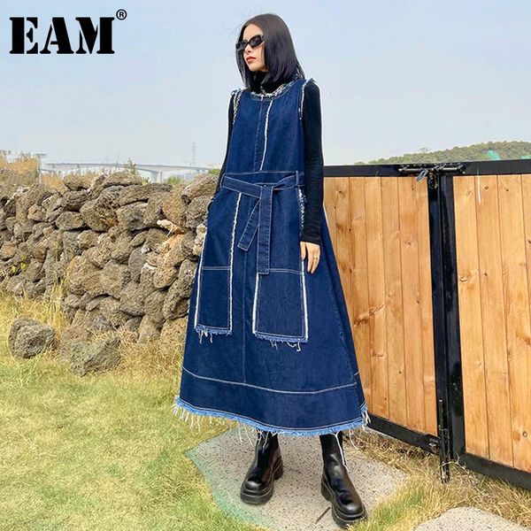 

[eam] women big pockets burrs bandage blue denim dress round neck sleeveless loose fashion tide spring autumn 2021 1dd3782 casual dresses, Black;gray