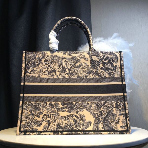 

women luxurys designers bags 2021 high capacity messenger fashion quality shopping designer handbag handbags totes crossbody bag