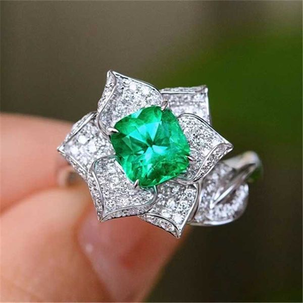 

new simulated emerald tourmaline flower shaped temperament open ring female ring jewelry, Golden;silver