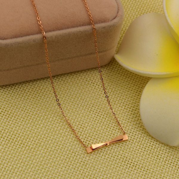 

x6-303 simple short necklace fashion bow tie ol titanium steel 18k rose gold chain, Silver