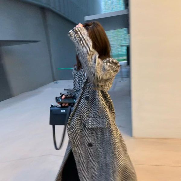 

women's wool & blends plutocrats can wear many years of thick woolen herringbone split overcoats, Black