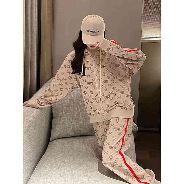 

2022 factory wholesale new sportswear women's spring and autumn korean loose fashion hoodie casual pants two-piece set, Gray