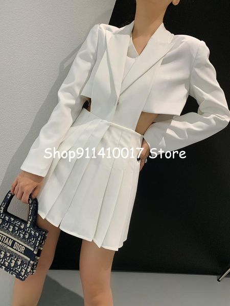 

women's t-shirt spring and summer niche design detachable two piece suit skirt, White