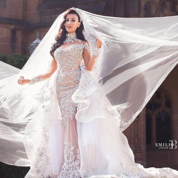 Lindo Plus Size Luxo Sereia Vestidos De Noiva Vestidos Cristais Frisado Applique Mangas Compridas Sexy Dubai Árabe com Overskirt Vestido Nupcial Robes de Mariée