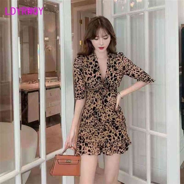 

ldyrwqy thin french dress summer v-neck leopard print women knee-length zippers office lady 210416, Black;gray