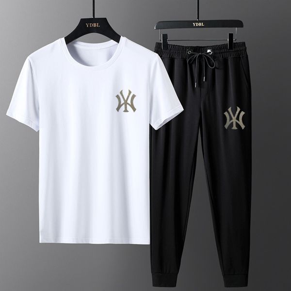 

men's wear a set with handsome diamond thin t-shirt men's short sve fashion leisure sports large summer suit men, Gray