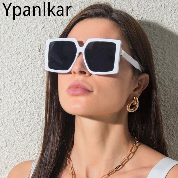 

sunglasses fashion large frame square women big lens sun glasses female oculos, White;black