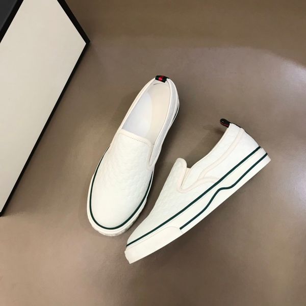 

2021 selling shoes luxury designer slippers fashion summer arrival quality men and women indoor outdoor beach sandals scuffs euro size 39-45, Black