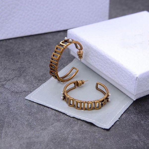 

design jewelry 2021 new style design pearl earrings for women, Golden