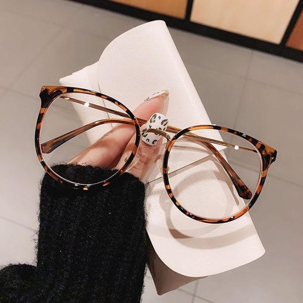 

sunglasses fashion round women glasses frame vintage clear lens eyewear men optical leopard green eyeglasses, White;black