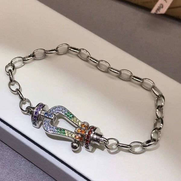 

2021 summer luxury red bracelet fashion personality suitable for various occasions wild style aaa restoration, Golden;silver