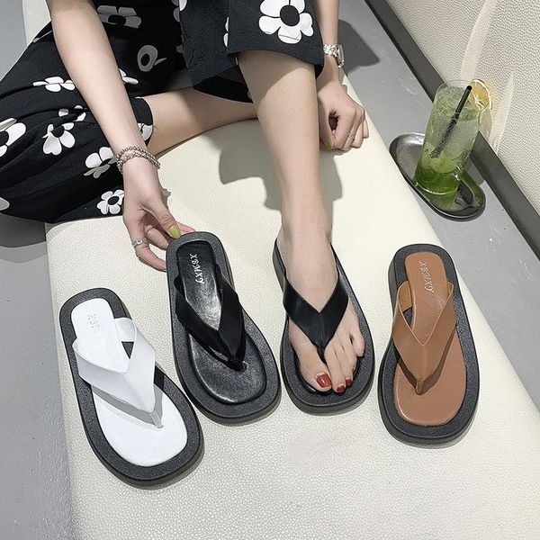 

low shoes rubber flip flops hawaiian fabric hoof heels rome pu slippers, Black