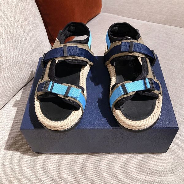 

2021 arrival fashion men women casual slippers luxury designer sliders shoes genuine leather couple shoes, Black