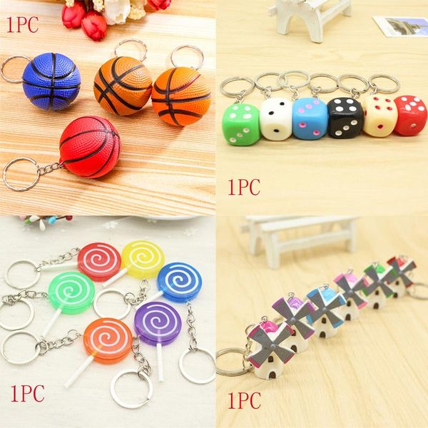 

keychains fashion sports keychain car key chain ring football basketball golf ball pendant keyring for favorite sportsman's gift, Silver