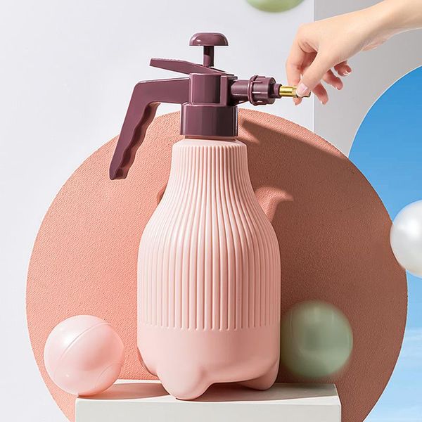 

watering equipments household pneumatic gardening contrast color plastic
