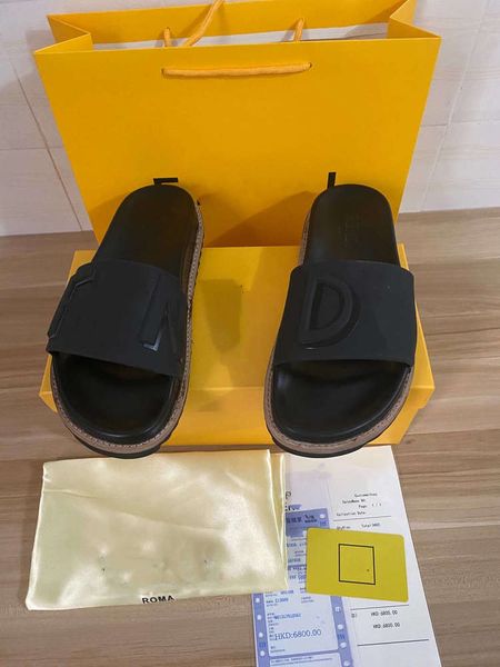 

women's 2021 fashion designer slippers, men's sandals, casual home, with box, Black