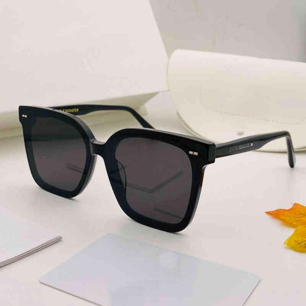 

2022 factory wholesale glasses gm retro brown skateboard wood sunglasses men bamboo sunglass women mirror square sun male shades glasses, White;black