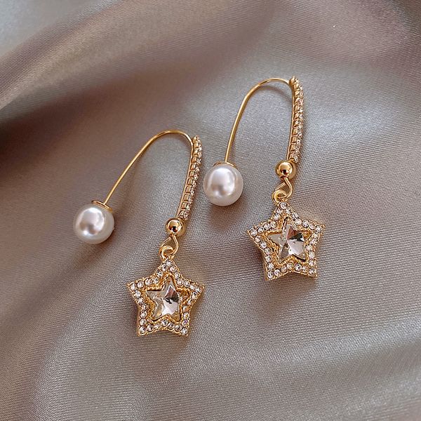 

2022 new trend design hook pearl crystal pentastar female charm earrings exaggerated cold wind ear studs jewelry unusual wedding party gifts, Golden