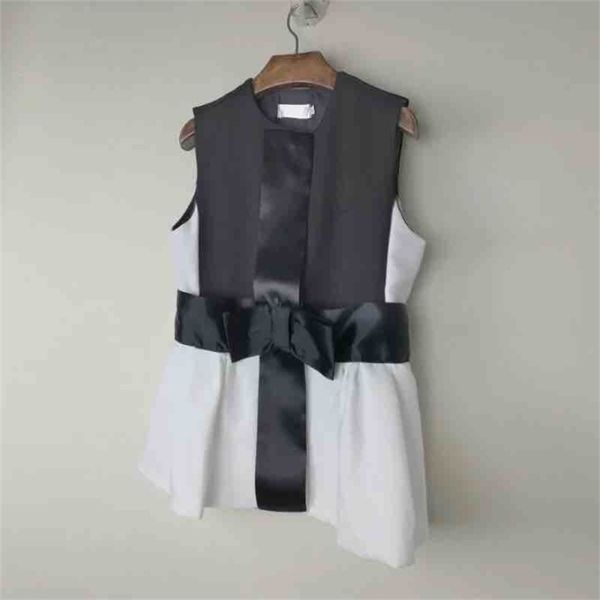 

spring and autumn new french big bow vest female fashion black white patchwork sleeveless o neck slimming jacket 210421