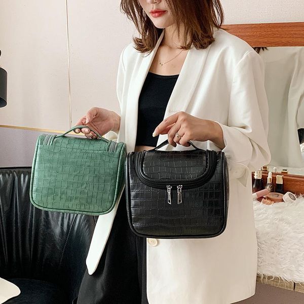 

travel simple fashionable cosmetic bag large capacity solid color plaid pu toiletry hung with hook portable bags & cases