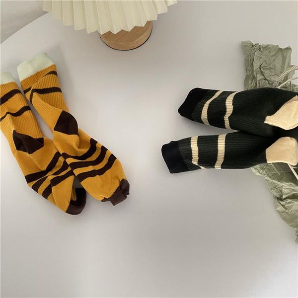 

men's socks 1 pair autumn/winter style striped college hit color tube sports couple fashion trend wild ladies cotton, Black