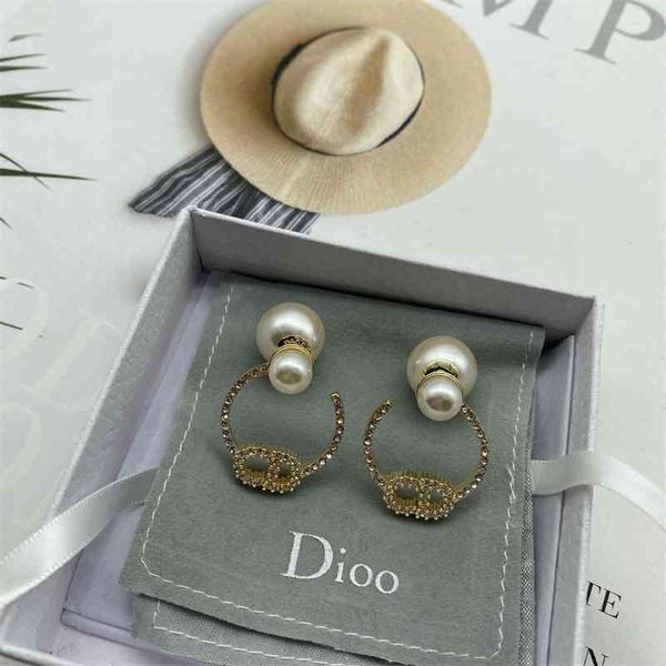 

70% off outlet online letter size pearl back hanging earrings, Golden