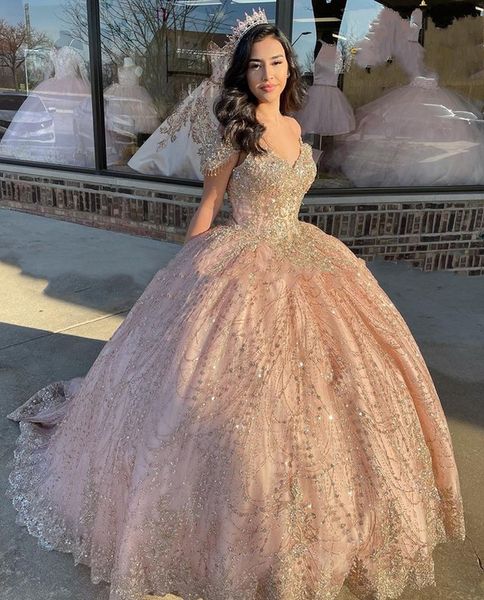 Abiti da Quinceanera rosa champagne scintillanti Abiti da ballo in pizzo con paillettes Abiti da ballo Sweetheart Sweet 16 Abito lungo formale