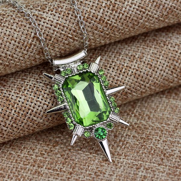 

thorn armor special graphic design metal necklace with pendant fashion gift anniversary party, Silver