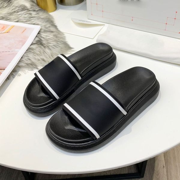 

luxurys designers shoe man woman shoes fashion beach l shower roomthick bottom slipper platform lady sandals leather high heel slippers, Black