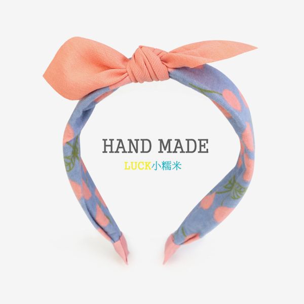 

lovely girl's little girl princess with -skid broken pressure, Black;brown