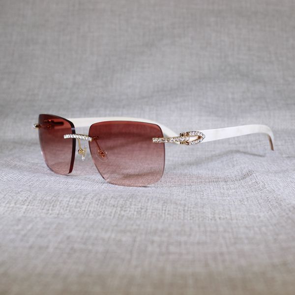 70% di sconto Negozio online Occhiali da sole senza montatura in legno di pavone con strass Uomo Corno di bufalo naturale Oversize Square Retro Shades Oculos Eyewear for Club